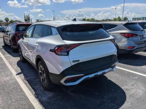 2023 Kia Sportage LX
