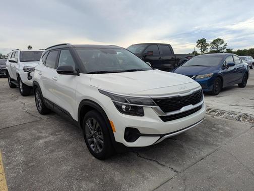 2023 Kia Seltos S