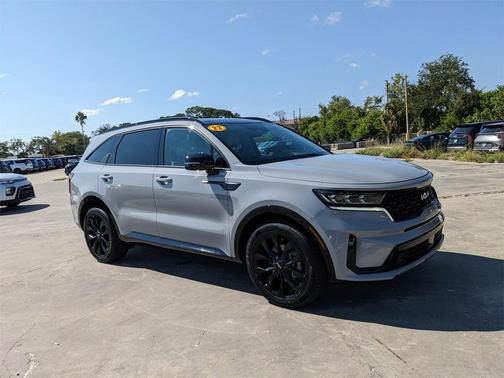 2022 Kia Sorento SX