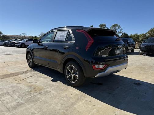 2025 Kia Niro EX