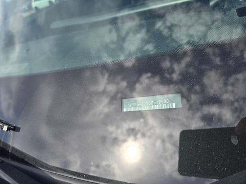 Glacial White Pearl 2025 Kia Sorento LX