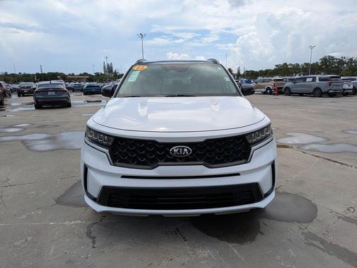 Glacial White Pearl 2021 Kia Sorento S