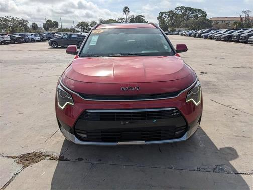 2024 Kia Niro EX Touring