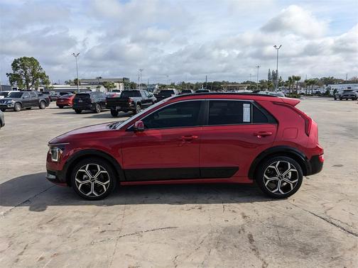 2024 Kia Niro EX Touring