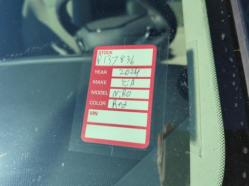 2024 Kia Niro EX Touring