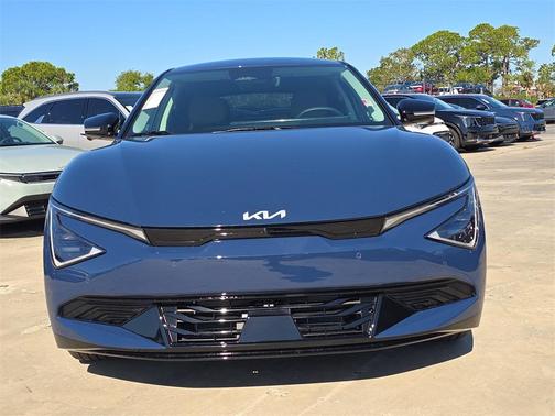 2025 Kia EV6 Wind