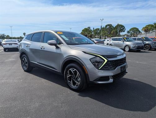 2024 Kia Sportage LX