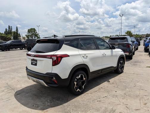 2025 Kia Seltos S