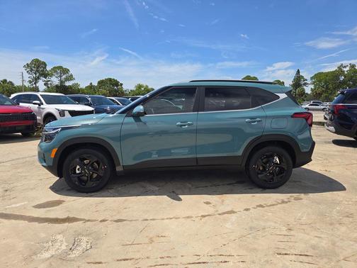 Blue 2026 Kia Seltos EX