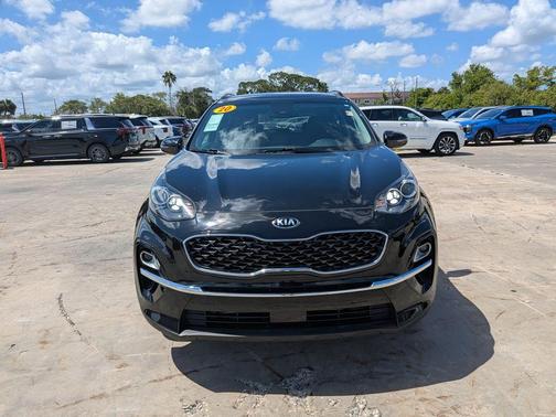 Black Cherry Pearl 2020 Kia Sportage EX