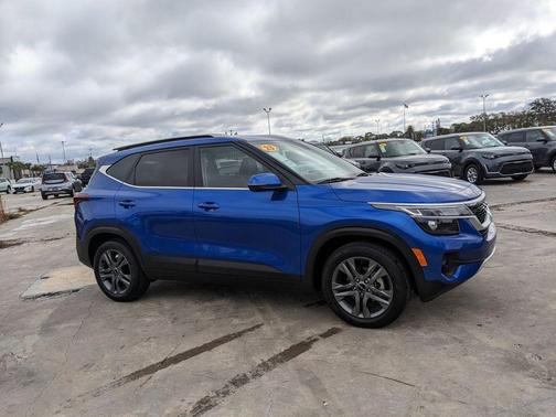 2023 Kia Seltos S