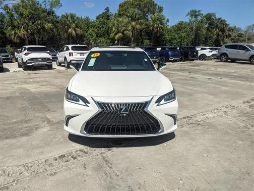 2024 Lexus ES 300h 300H