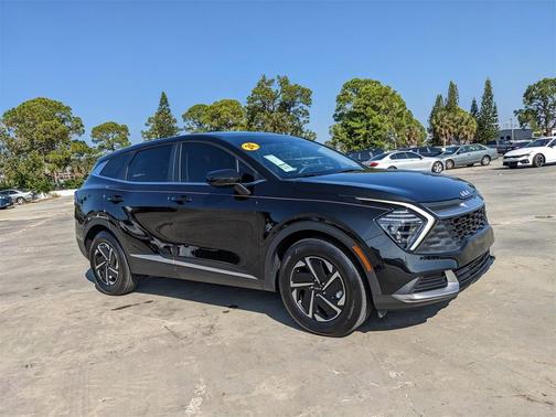 2024 Kia Sportage Hybrid LX