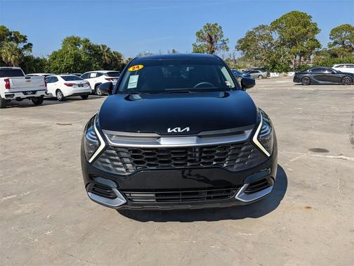 2024 Kia Sportage Hybrid LX