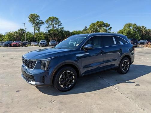 2025 Kia Sorento S