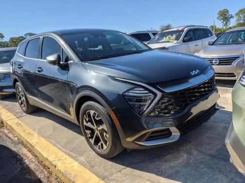 2024 Kia Sportage EX