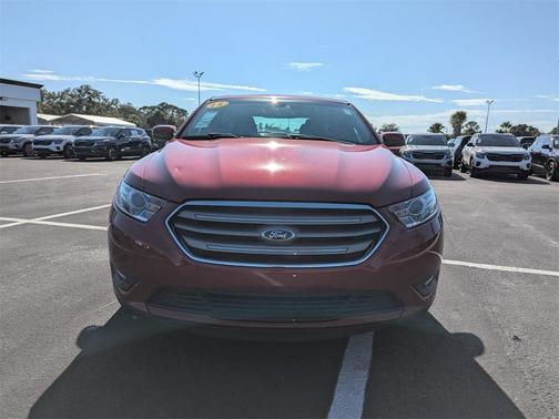 2015 Ford Taurus SEL