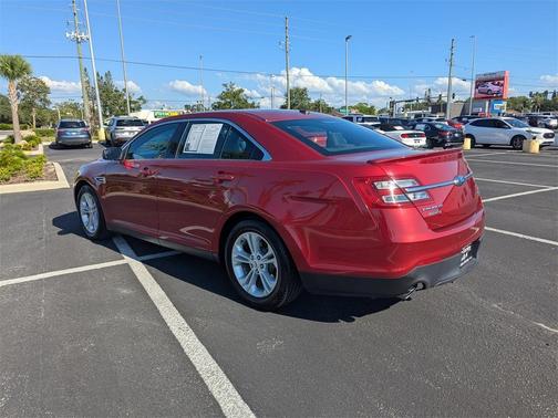 2015 Ford Taurus SEL