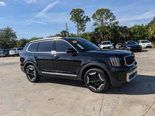 2024 Kia Telluride EX
