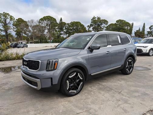 2023 Kia Telluride EX