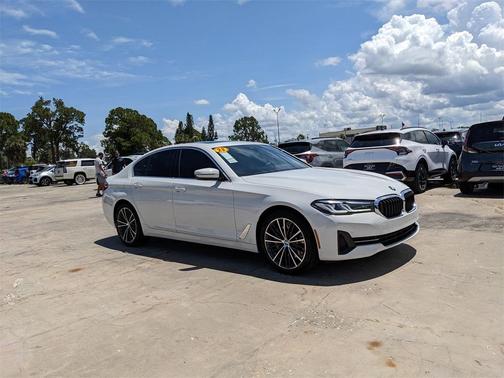 2023 BMW 530 i