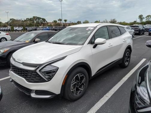 2024 Kia Sportage LX