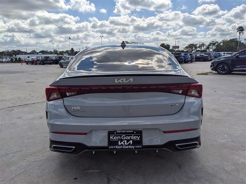 2023 Kia K5 GT-Line