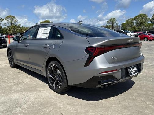 2025 Kia K5 GT-Line