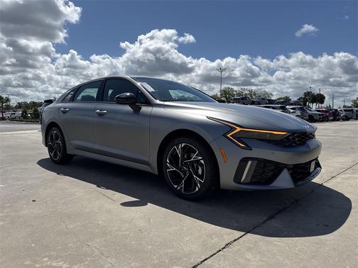 2025 Kia K5 GT-Line