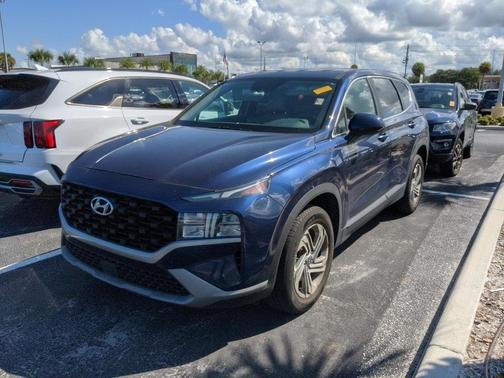 2021 Hyundai SANTA FE SE