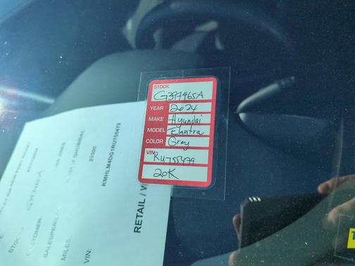 2024 Hyundai ELANTRA SEL