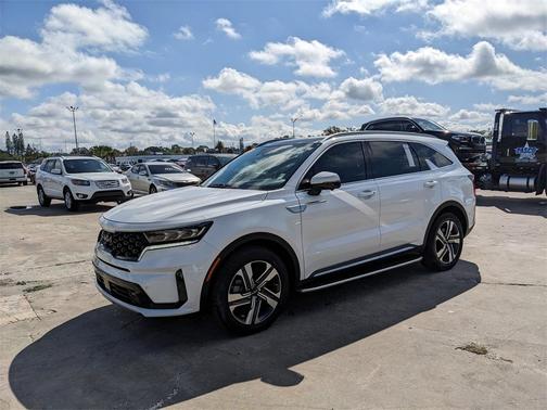 2023 Kia Sorento Plug-In Hybrid SX Prestige