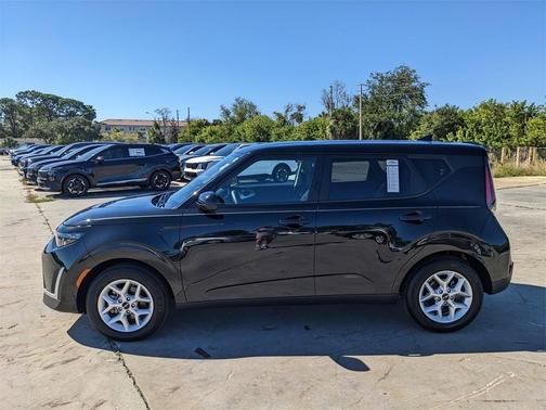 2024 Kia Soul LX