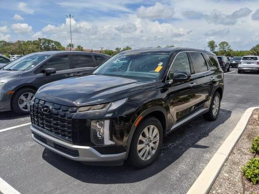 2023 Hyundai PALISADE SE