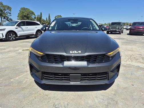 2025 Kia K5 LXS
