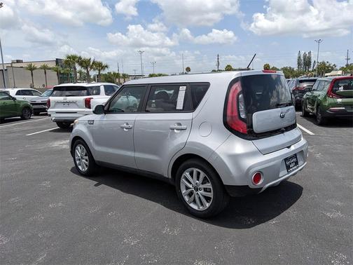 2019 Kia Soul +