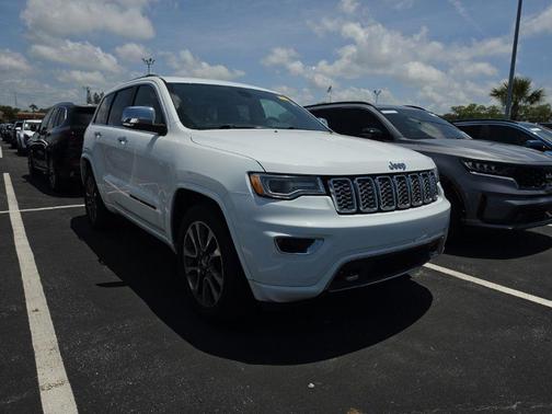 Bright White Clearcoat 2018 Jeep Grand Cherokee Overland