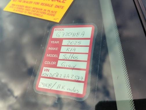 2025 Kia Seltos EX