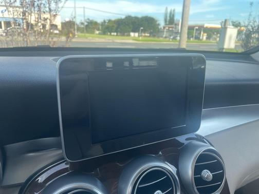 2018 Mercedes-Benz GLC 300 Base