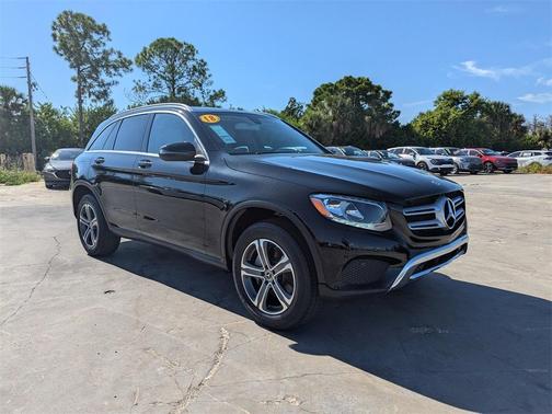 2018 Mercedes-Benz GLC 300 Base