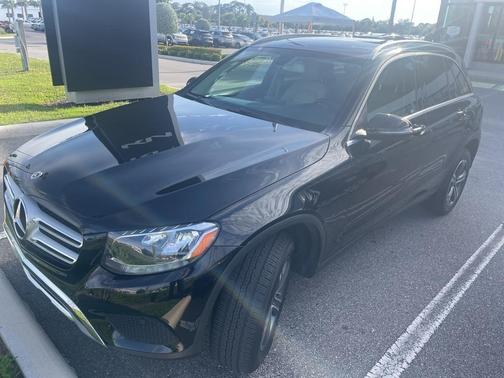 2018 Mercedes-Benz GLC 300 Base