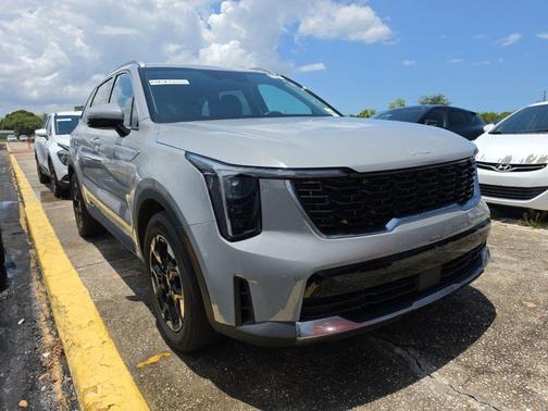 Wolf Gray 2024 Kia Sorento S