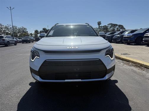 2025 Kia Niro EX