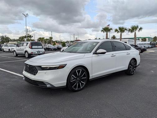 2024 Honda Accord Hybrid Touring