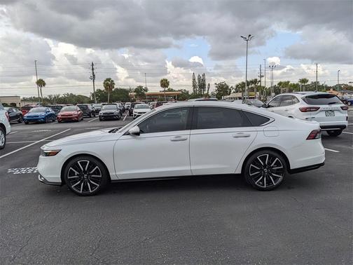 2024 Honda Accord Hybrid Touring