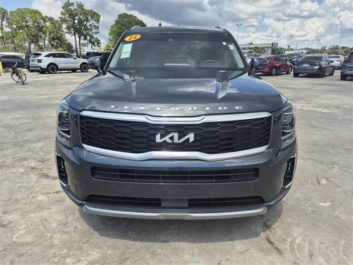 2022 Kia Telluride S