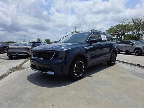 2025 Kia Sorento S