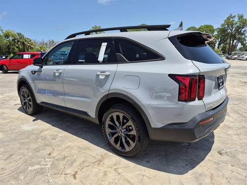 2023 Kia Sorento X-Line EX
