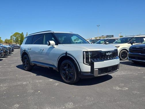 Ivory Silver 2027 Kia Telluride SX