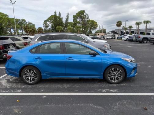 2022 Kia Forte GT-Line